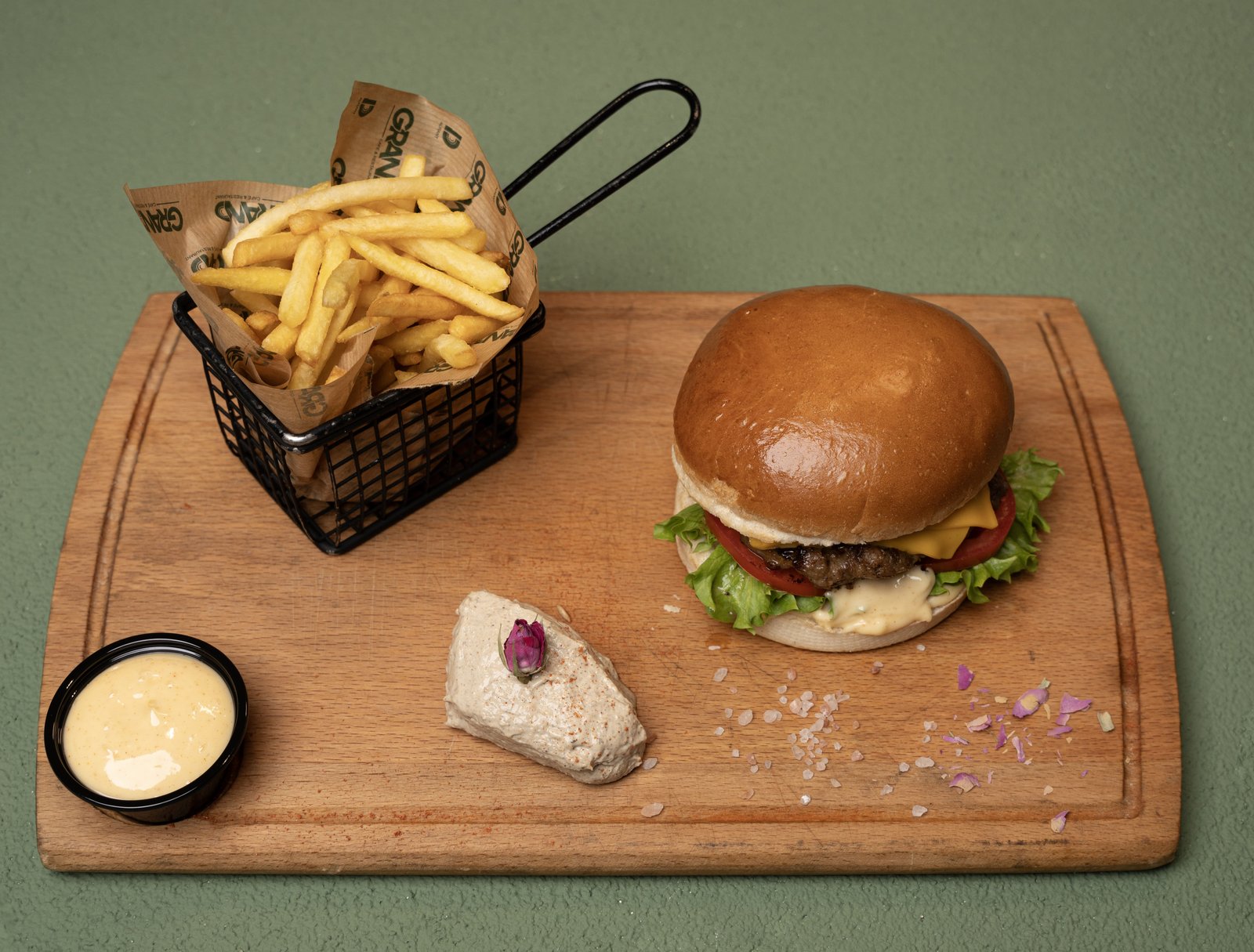 Contento Burger
